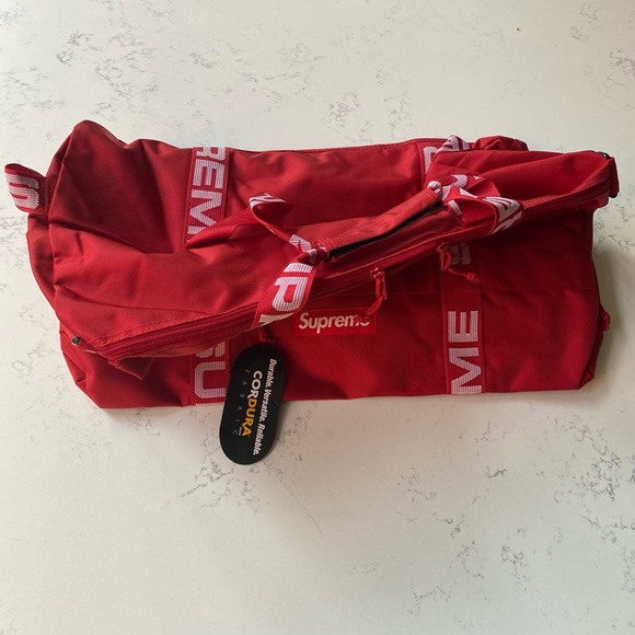 BRAND NEW SUPREME Duffle Bag (SS 18) - Picture 5 of 7